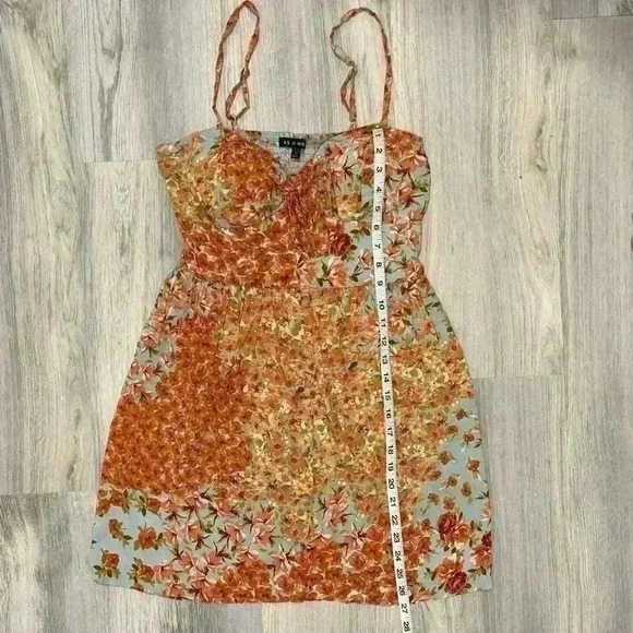 As U Wish Women’s Floral Sleeveless Button Tie-Front Mini Skater Dress Size M - Picture 7 of 9